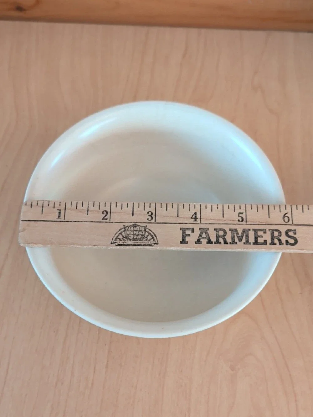 Set of 6 Pfaltzgraff, Cream Ceramic Soup/Cereal Bowls.